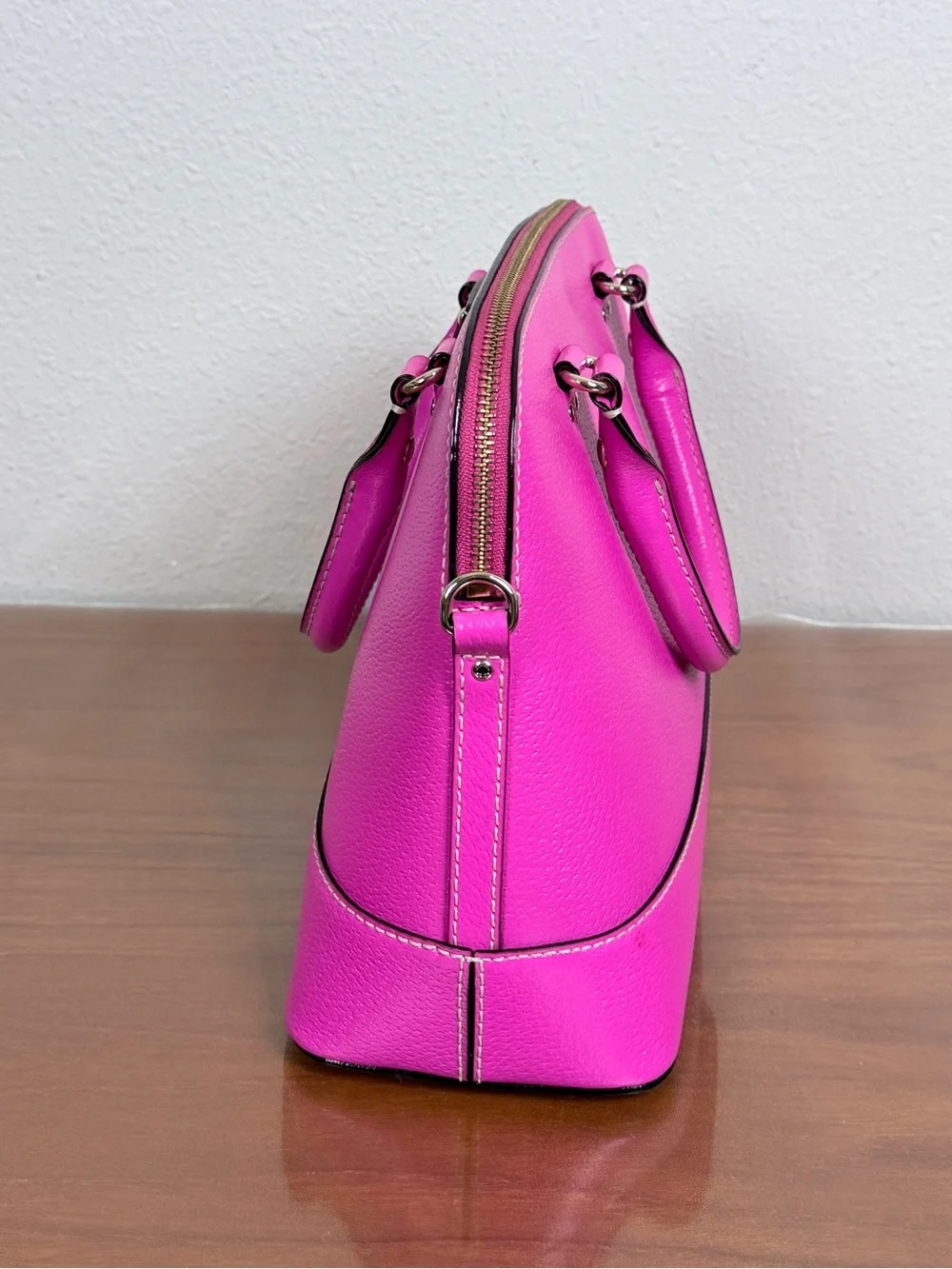 kate spade Wellesley Hot Pink Pebbled Leather Satchel EUC